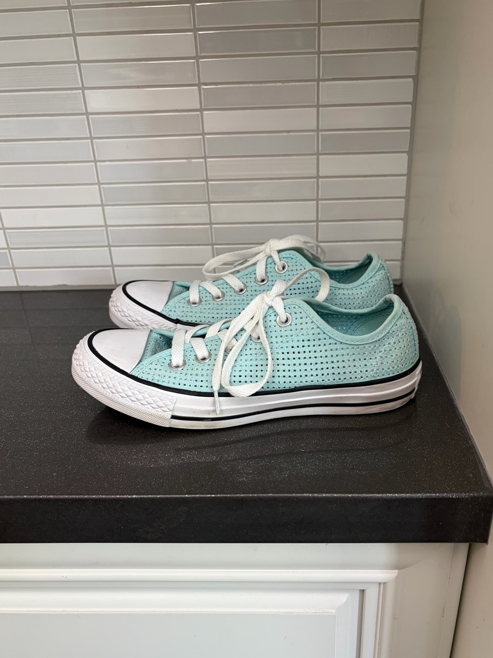 Chuck Taylor All Star Canvas women’s sneakers
